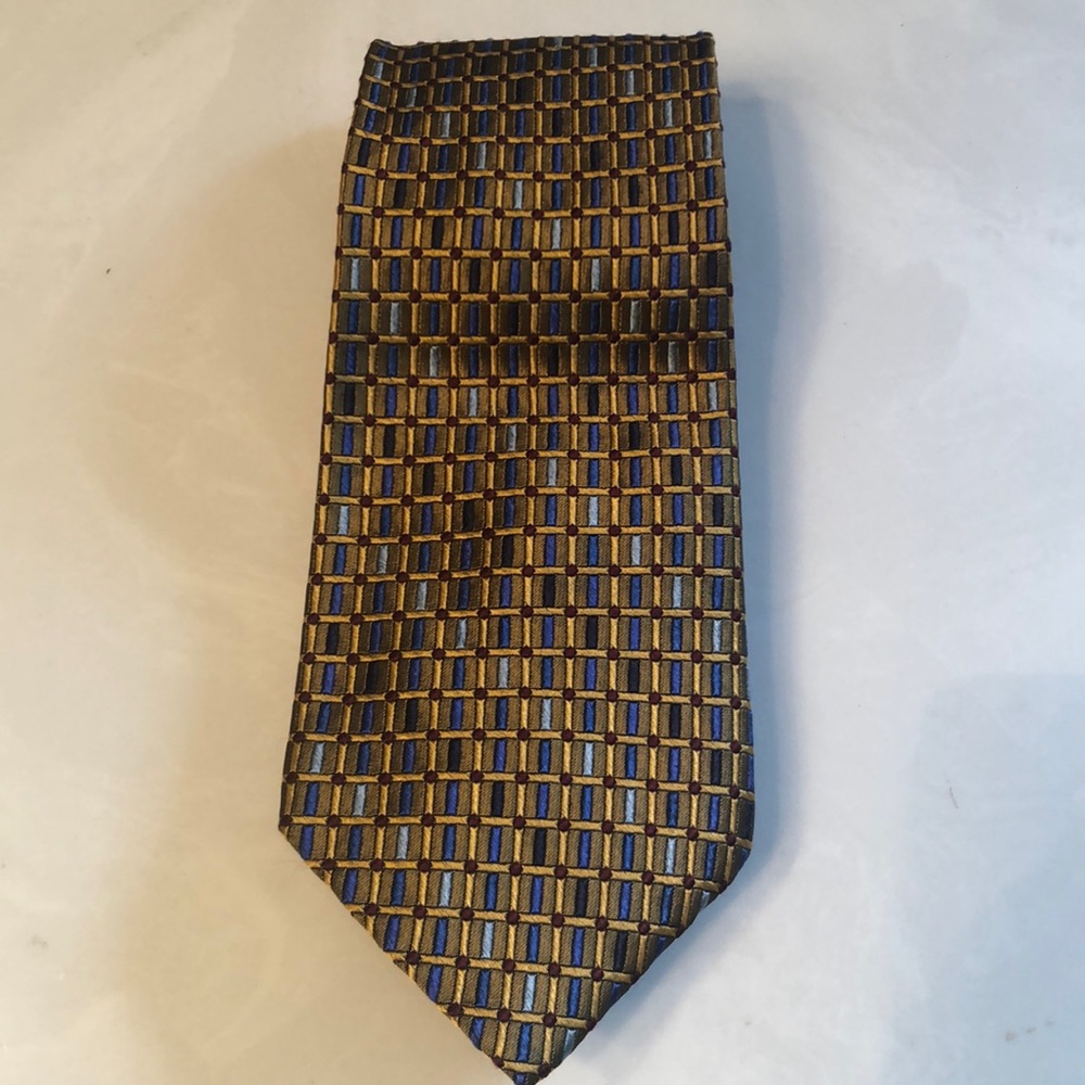 Joseph A. Bank signature collection tie